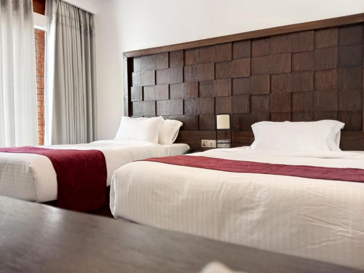 Shada Pathor Hotel & Resort Companiganj Eksteriør billede