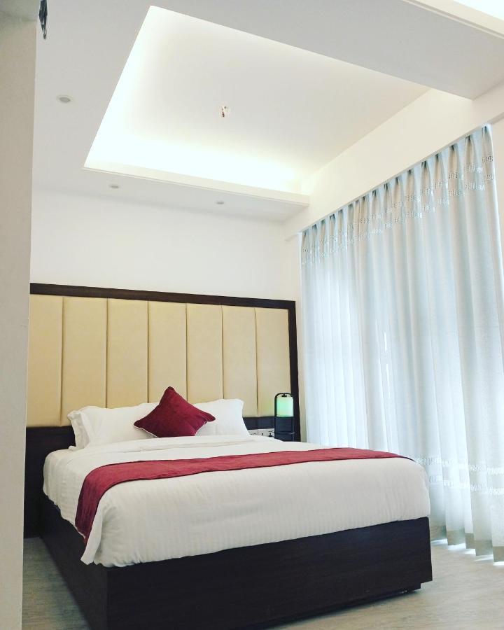 Shada Pathor Hotel & Resort Companiganj Eksteriør billede